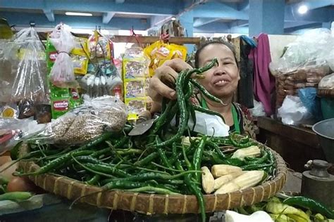 Foto Imbas Banyak Sopir Truk Mogok Kerja Harga Cabai Di Semarang Naik