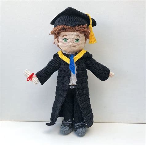 Amigurumi Crochet Graduation Doll Pattern