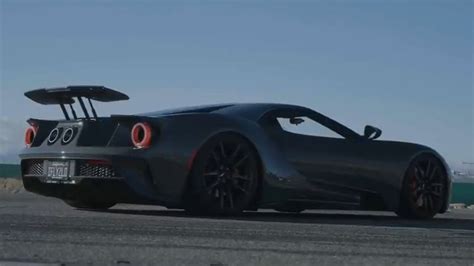 Chevrolet Corvette VS Ford GT Cuál es el superdeportivo más rápido