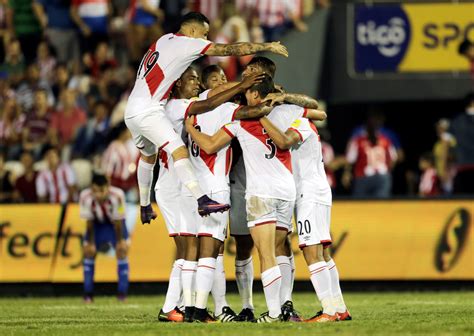 Goleada histórica; Paraguay 1 - 4 Perú | Telediario México