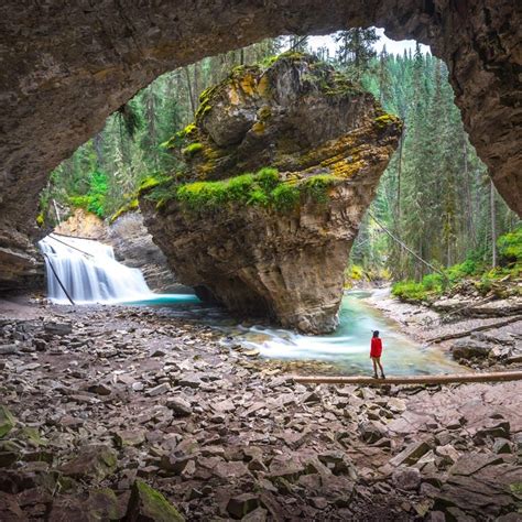 Hike To The Johnston Canyon Cave Johnston Canyon Trailhead Johnston