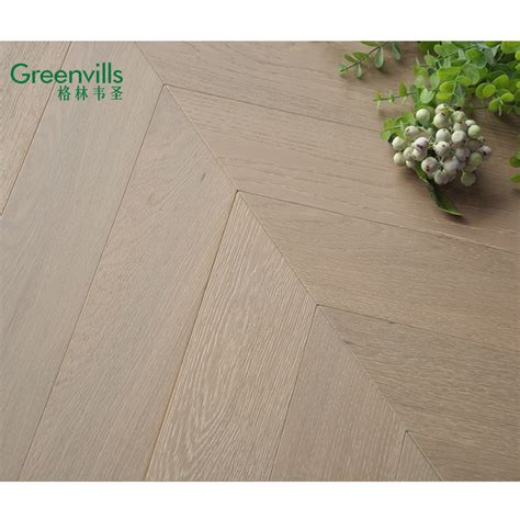 New Arrival White Oak Chevron Parquet Flooring Multi Layer White Washed Hardwood Engineered