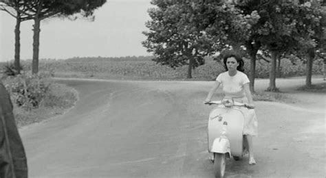 IMCDb Org Piaggio Vespa SL In Le Motorizzate 1963