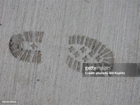 Wet Footprints Concrete Photos And Premium High Res Pictures Getty Images