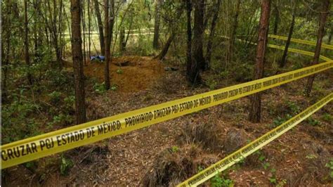 Hallan Fosas Clandestinas En Edomex Hab A Bolsas Con Restos Humanos