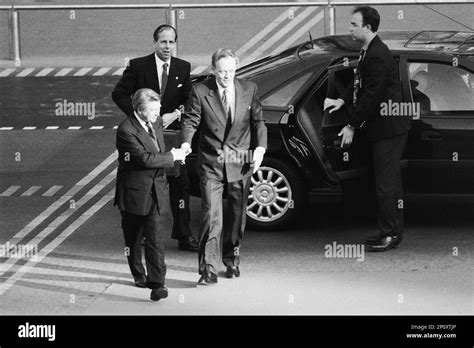 Archives 90ies G7 Summit Arrival Of The Heads Of States Jean