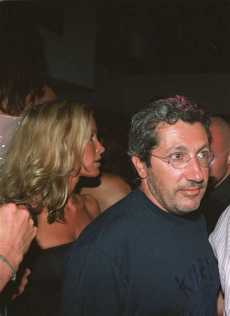 Photo Ophélie Winter et Alain Chabat en soirée à Saint Tropez en 2002