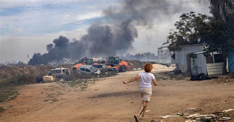 Israel Gaza War Photos That Defined A Year Of Conflict The New York