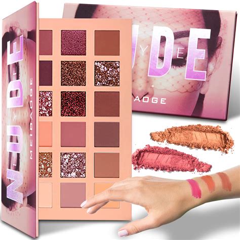 Paleta Cieni Nude Nude w Cienie do powiek i palety cieni w Makijaż oczu