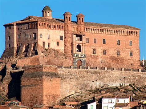 El Palacio de Illueca donde nació el Papa Luna Enjoy Zaragoza