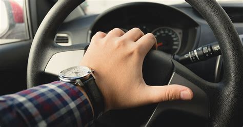 Знаки водителей друг другу, которые не прописаны в ПДД - Со Вкусом