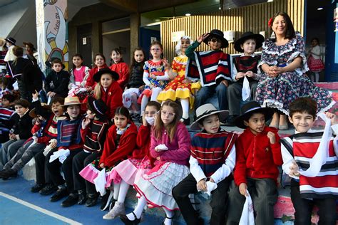 Muestra Y Campeonato De Cueca Colegio Alem N De Valpara So