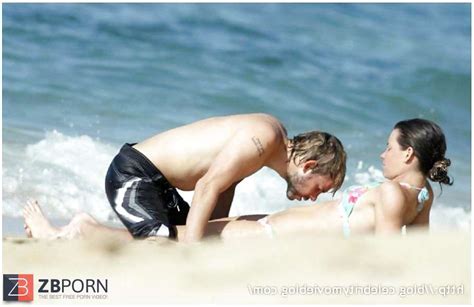 Evangeline Lilly Bathing Suit ZB Porn