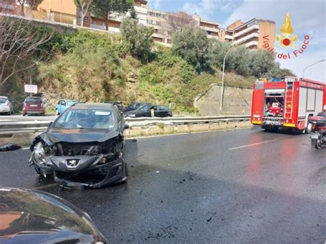 Incidente A Catanzaro Disagi Alla Circolazione Soverato Web