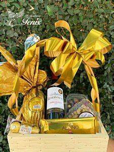 Kit de Vinho e Chocolate Especial Fênix Floricultura Flores e presentes