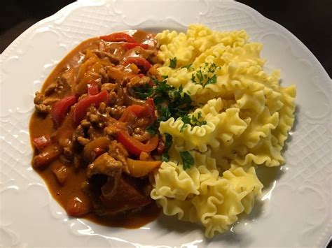 Geschnetzeltes Mit Paprika Von Rednax Chefkoch Rezept Gesunde