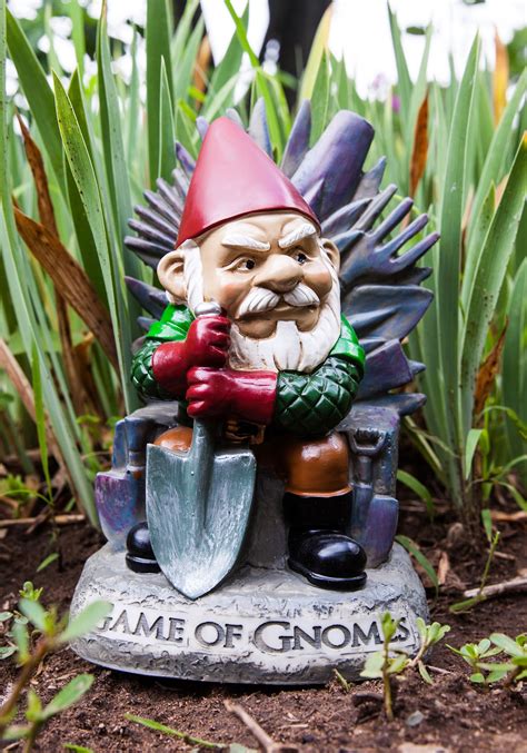 Game of Gnomes Garden Gnome Statue