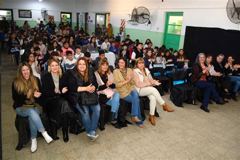 Elisa Abella acompañó la inauguración de obras de refacción en la