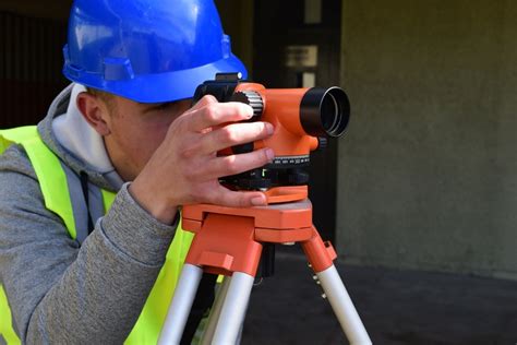 Especialidad de Construcción Mención Edificación Técnico Profesional