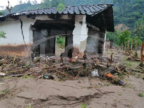 ¡devastación Casas Destruidas Y Casi Medio Centenar De Damnificados Por Deslave En La Iguala