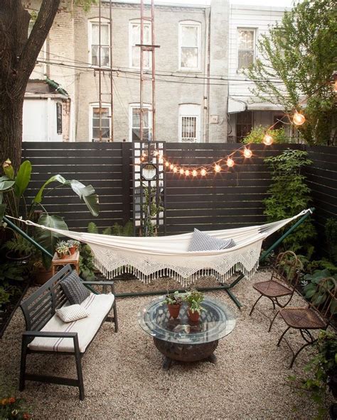 24 Cheap Backyard Makeover Ideas You Ll Love Extra Space Storage