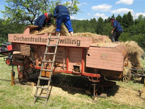 Dreschmaschine Willkommen Bei Den Traktorfreunden Kannenb Ckerland