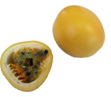 Golden Passion Fruit - Nature's Produce