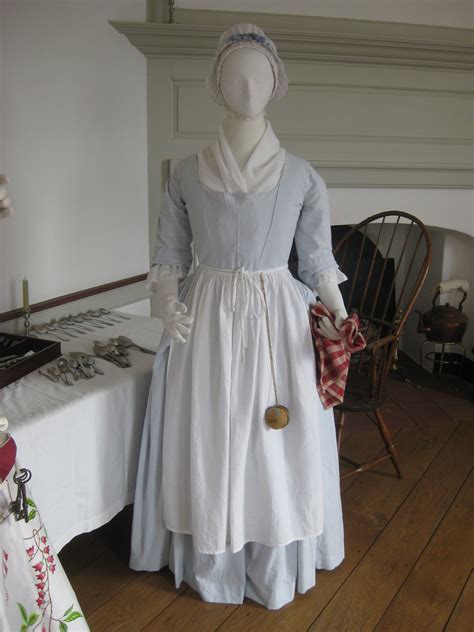 Housekeeper Wearing A Round Gown Robe à Langlaise C 1775 Striped