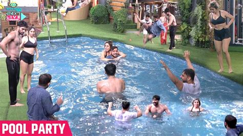 Bigg Boss Ott Update Gharwalo Ne Ki Pool Main Masti Swimming Pool