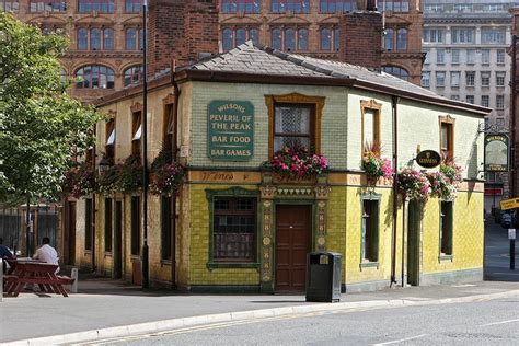 Peveril of the Peak Deansgate | Manchester Pub Reviews | DesignMyNight