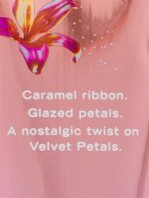 Лосьйон для тіла Velvet Petals Candied від Victorias Secret