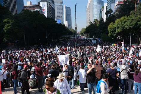 Los Famosos Reaccionaron Sobre La “marcha Del Pueblo” El Desfile Para