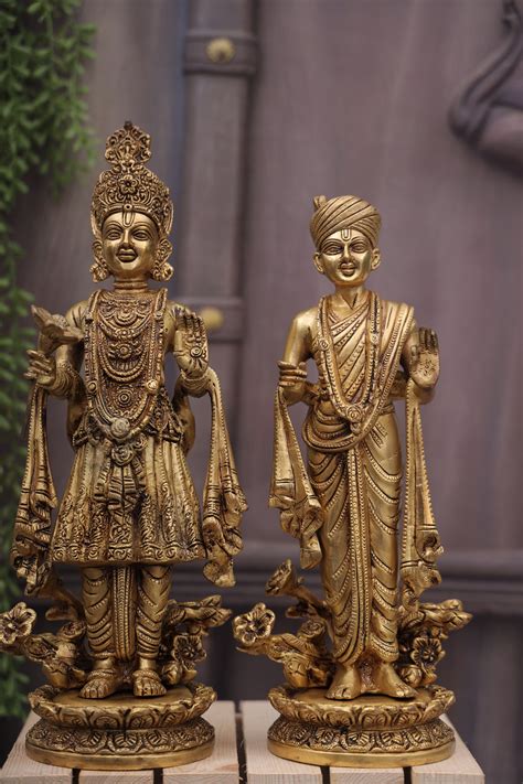 Brass Swaminarayan Aksharpurshottam Statue Made In Pure Brass Gold