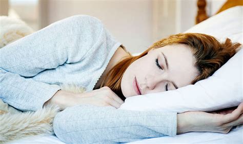 Back Pain Treatment Sleeping With A Pillow Under Your Knees Can Help