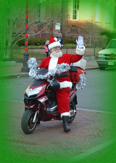 12 Pics Of Christmas 1 Santa Scooter