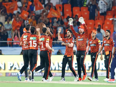 Sunrisers Hyderabad Score A Massive 277 5 Against Mumbai Indians Highest In Ipl