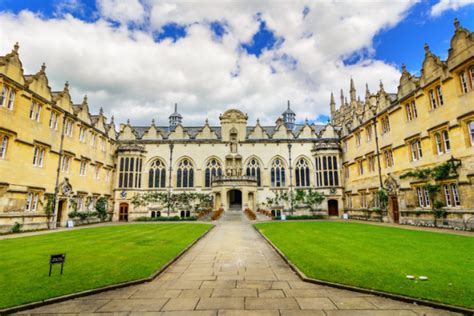 Oriel College - Oxford Royale