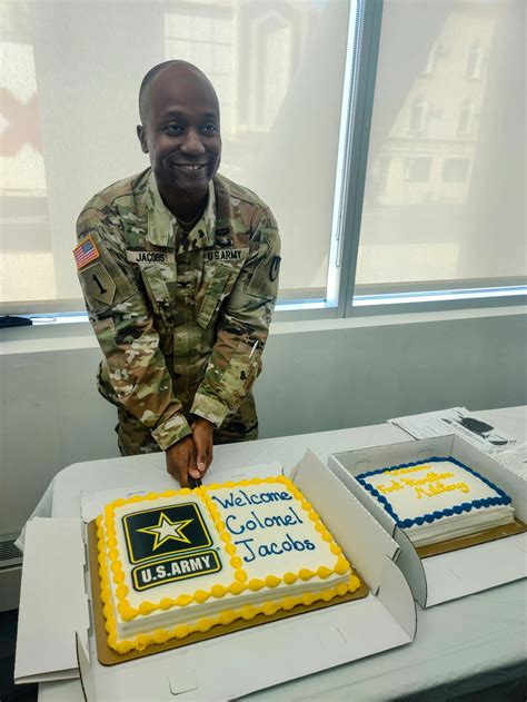 Dvids Images Community Welcomes Usag Fort Hamilton S New Commander