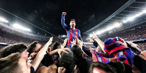 Fc Barcelona Messi Se Fue A La Grada En La Celebración Y ¡acabó