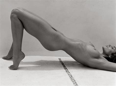 Cindy Crawford Naked Photoshoot Hot Celebs Home