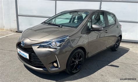 Car Gr Toyota Yaris Hsd Active Plus