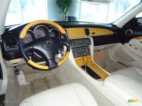 Ecru Interior 2004 Lexus SC 430 Photo #39382717 | GTCarLot.com