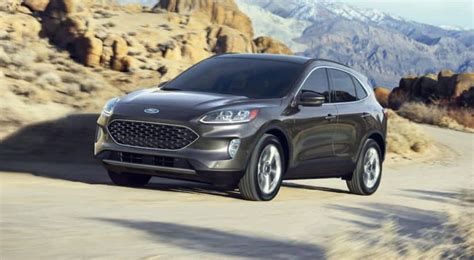 Small Suv Comparison 2020 Ford Escape Vs 2020 Kia Sportage Car Buyer