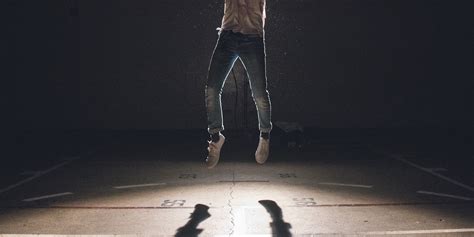 Banco De Imagens Homem Luz Esporte Fotografia Saltar Masculino