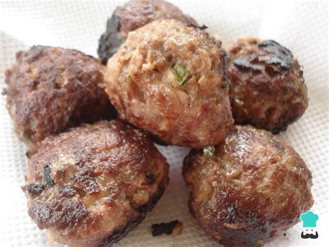 Bolinho de carne moída fácil PRONTO EM MENOS DE 30 MIN