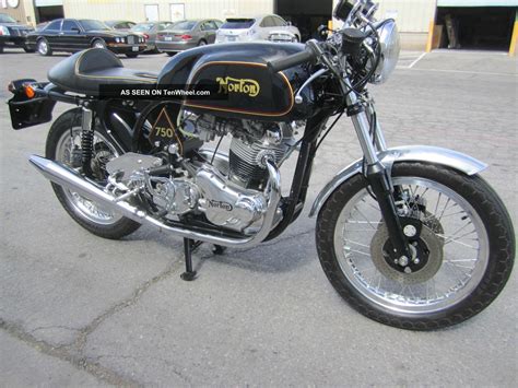 1962 Norton Custom Isolastic Featherbed