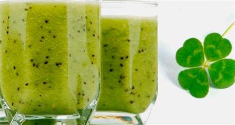 5 receitas de suco de maracujá detox para quem pegou pesado no fim de