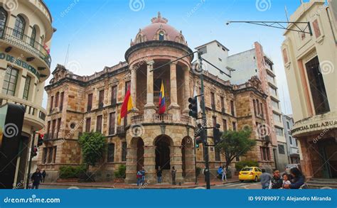 Vista Del Edificio Del Municipio De Cuenca Fotograf A Editorial