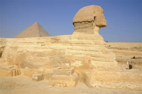 Khafre S Pyramid And The Great Sphinx 2 Giza Pyramid Complex