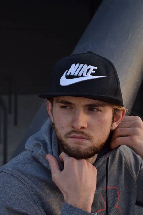 Nike Nike Flat Peak Cap Grailed